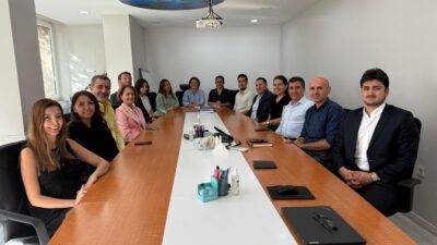 İstanbul Eczacı Odamızın yeni döneminde görev yapacak Yönetim Kurulu mazbatasını